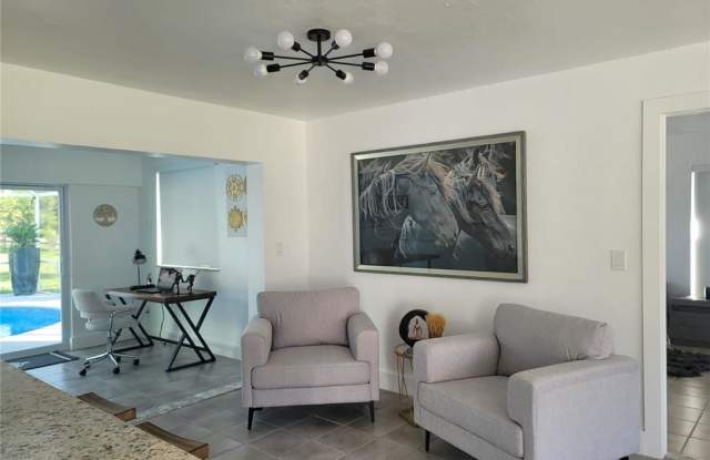 2507 East 2nd Street