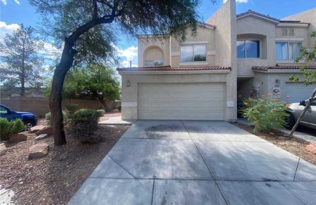 3269 Cheyenne Gardens Way