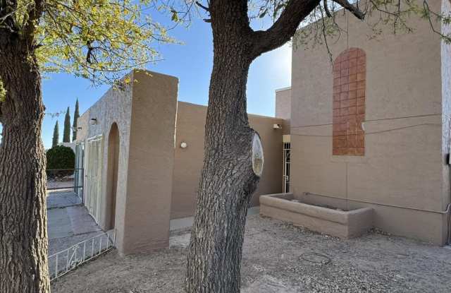 943 Montera Road
