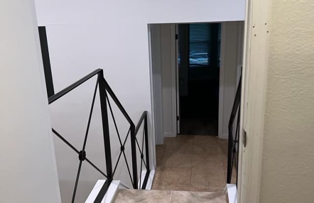 5517 Interbay Boulevard