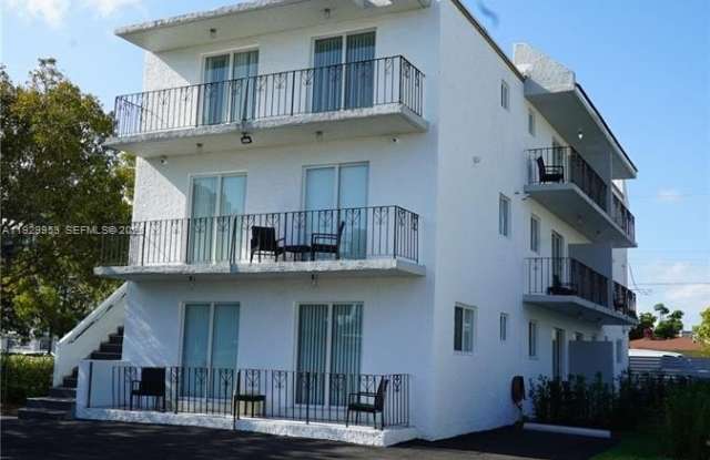 Photo of 1328 NW 4th St