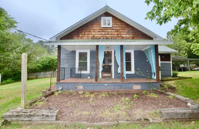 3466 Roberta Road