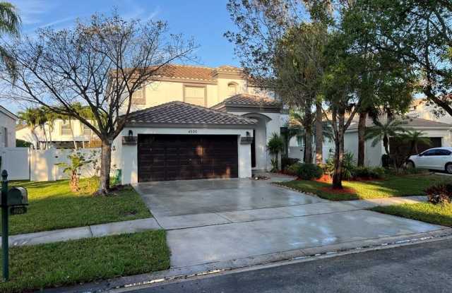 Photo of 4926 SW 163 Ave