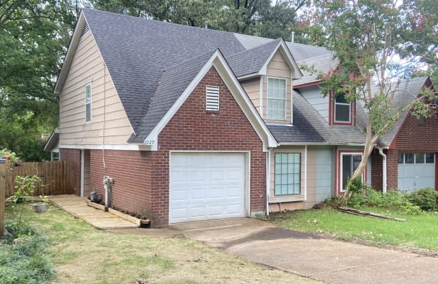 2229 Woodfield Park Rd - 2229 Woodfield Park Road, Memphis, TN 38134