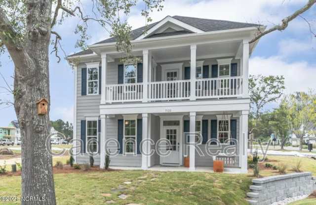 Photo of 7120 Maple Leaf Drive