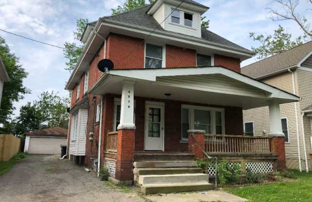 4219 Sackett Ave Unit UP