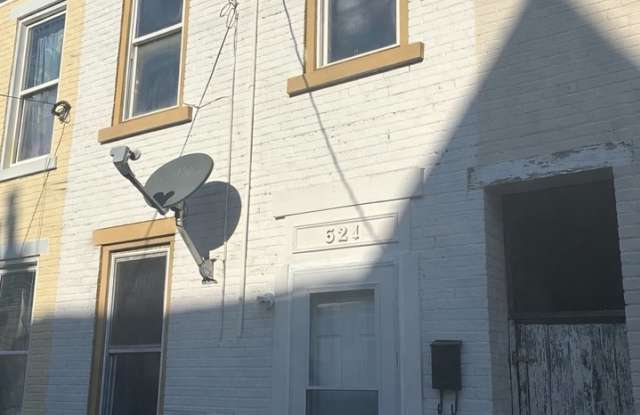 Charming 2-Bedroom, 1-Bath Home in Bethlehem – Ready for You!