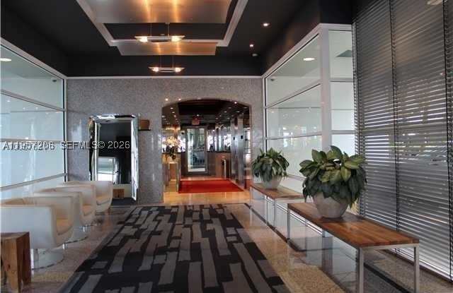 1402 Brickell Bay Dr
