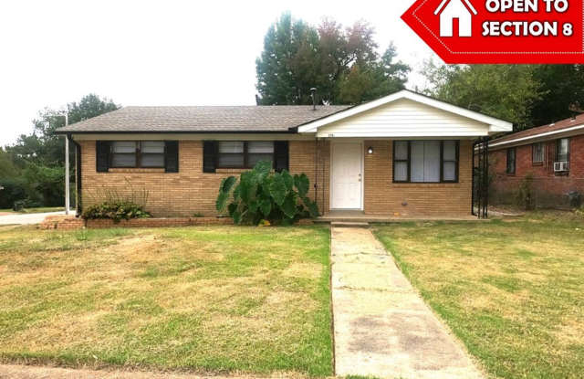 Newly Renovated Home In Frayser - 2201 Gayle Avenue, Memphis, TN 38127