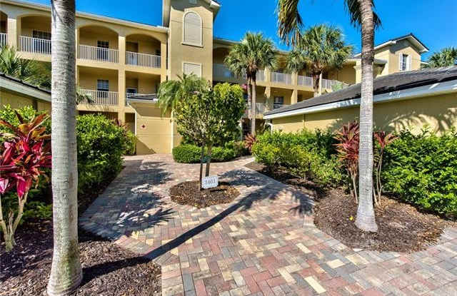 3461 Pointe Creek CT