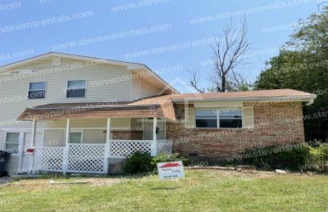 2265 NW 40th St.