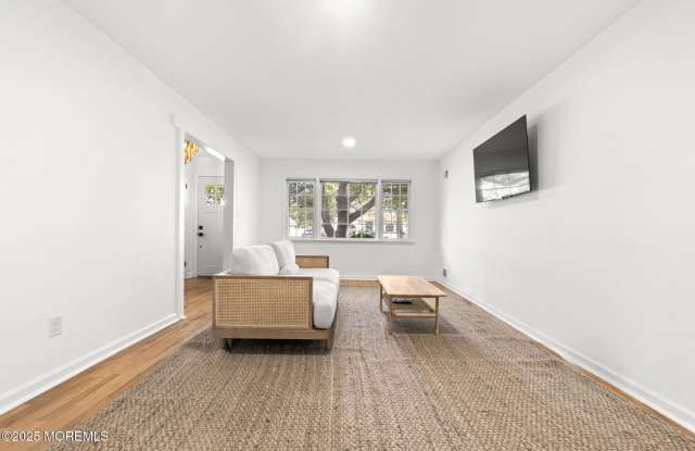 282 Clermont Terrace