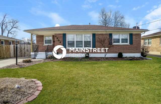 4904 Paramount Drive