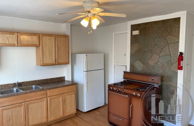 46 Carpenter St Apt 1L - 46 Carpenter Street, Pawtucket, RI 02860