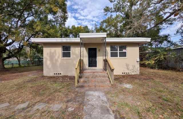 2329 Southern Ave
