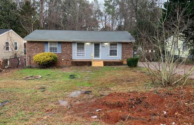 562 Granite - Available Now! -  3 bedroom Single Family home  - 1.5 baths