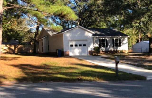 456 Hollins Rd - 456 Hollins Road, Wilmington, NC 28412