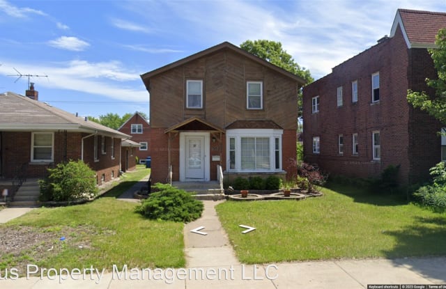 1011 Wentworth Ave - 1011 Wentworth Avenue, Calumet City, IL 60409