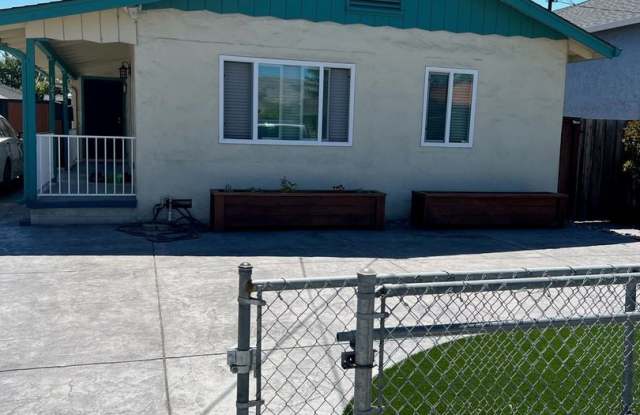 SAN JOSE - Remodeled Spacious One Bedroom