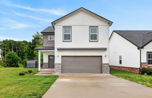 4 Bedroom Pet Friendly Home For Rent with Club House, Comm. Pool, & Comm Gym Access!