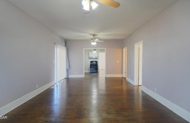 1529 S Jefferson Street