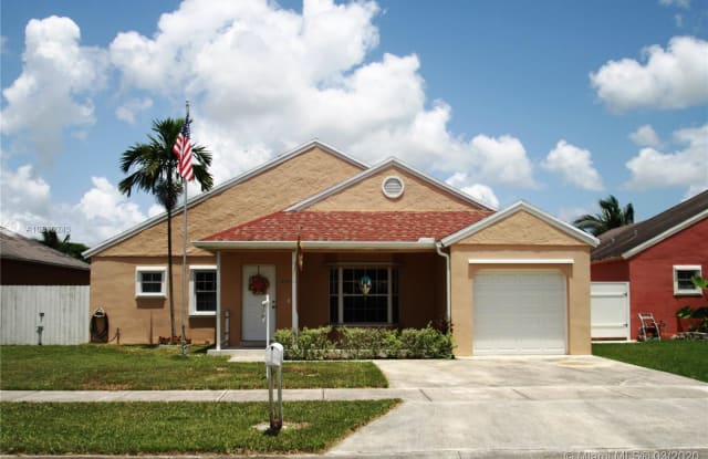 15591 SW 143rd Ave - 15591 Southwest 143rd Avenue, Richmond West, FL 33177