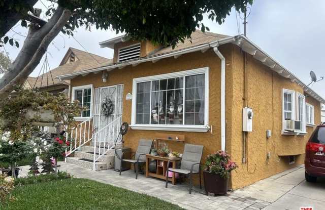 Photo of 1722 Orchard Ave