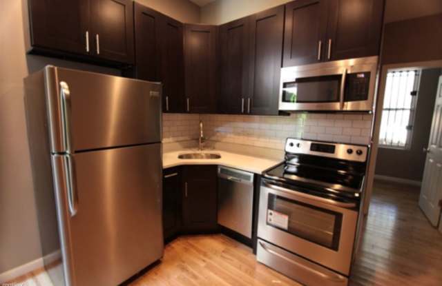 1705 WILLINGTON ST Unit 1