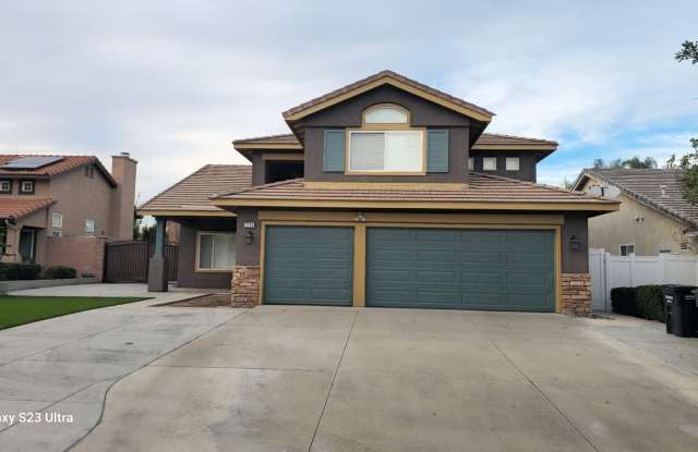 Photo of Beautiful 5bed 3bath Colton Home!