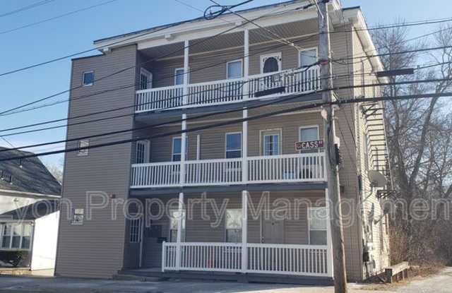325 Cass Ave