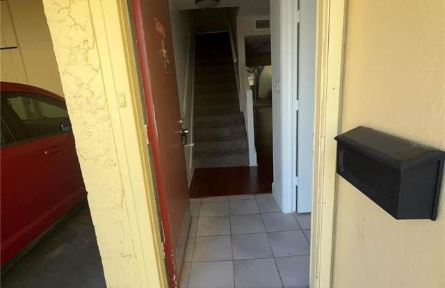 7604 LA MESITA COURT