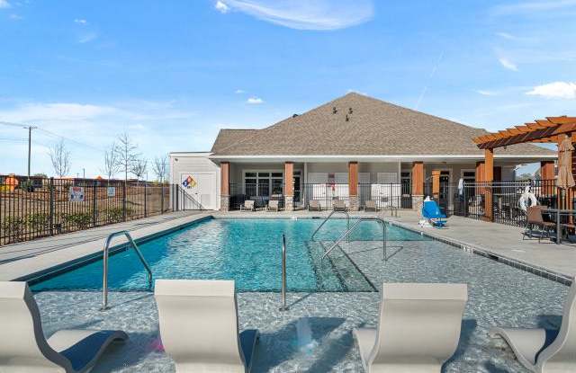 6544 Villa Court N.W.