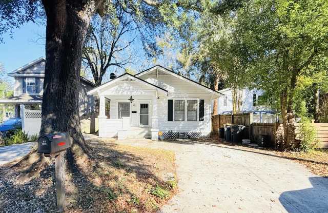 3055 ROSSELLE Street