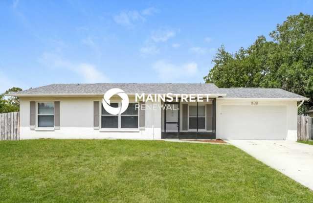 548 Winer Avenue Southwest