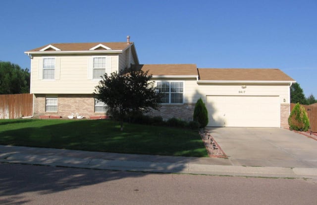 6617 Cottonwood Grove - 6617 Cottonwood Grove Drive, Security-Widefield, CO 80925