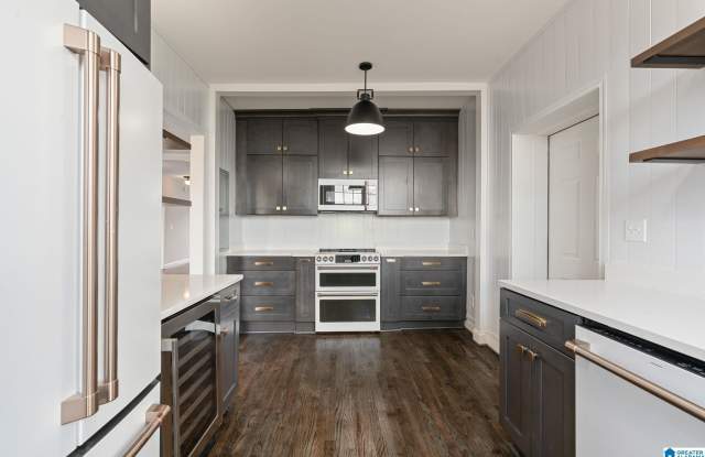 1105 S 26TH STREET