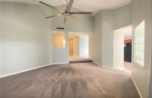 3611 Laguna Del Sol Drive