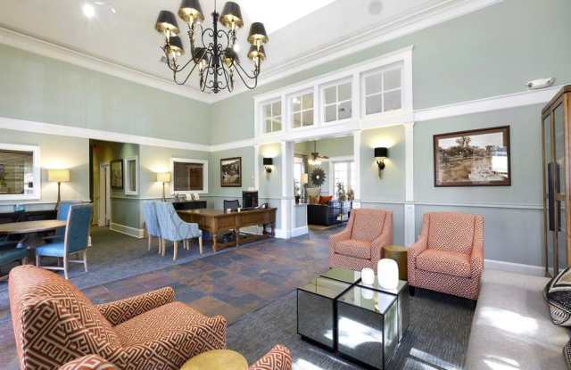 Cliffs at Barton Creek