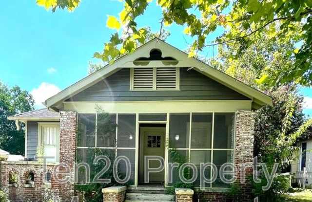 1528 18th Street
