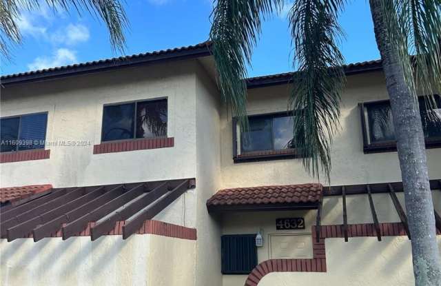 4632 NW 90th Ave