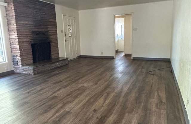 1020 Warner St / Reserve Now for Fall 2026