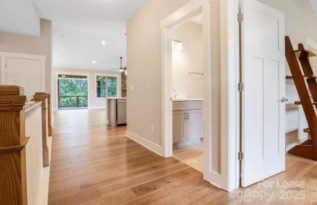 21 Craftsman Overlook Ridge