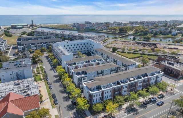 412 Sewall Avenue unit: 5