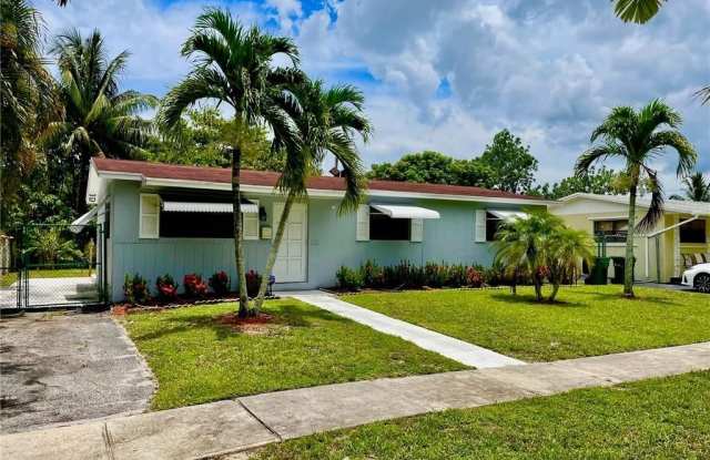 560 SW 51st Ave - 560 Southwest 51st Avenue, Margate, FL 33068