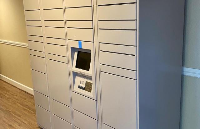 435 N Garfield Ave Unit E11