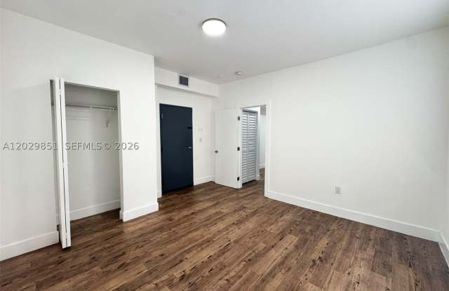 321 SW 9th Ave