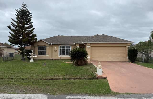 330 BACCARAT COURT