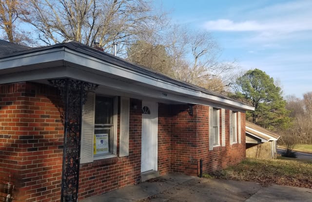 1358 Frayser Blvd - 1358 Frayser Boulevard, Memphis, TN 38127