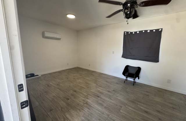 3305 San Dimas Street