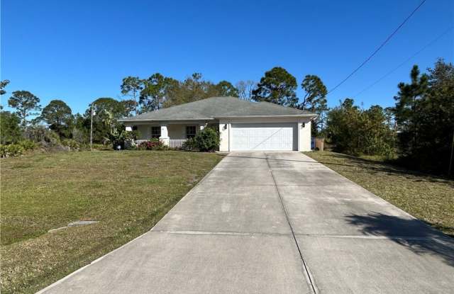 923 Nimitz Boulevard - 923 Nimitz Boulevard, Lehigh Acres, FL 33974